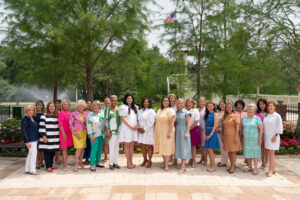 Former Presidents of Junior League of Lafayette posing for a group photo.